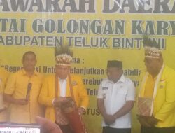 Samaun Dahlan Tegaskan Golkar Harus Rebut Kembali Kursi Ketua DPRK Teluk Bintuni
