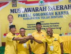 Ayor Kosepa Pimpin Golkar Teluk Bintuni, Siap Perkuat Konsolidasi dan Dekat dengan Masyarakat